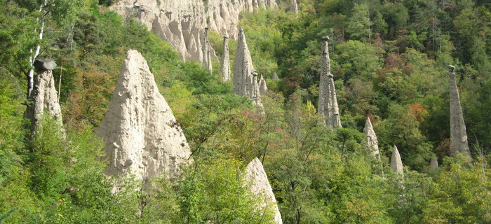 Piramidi di terra